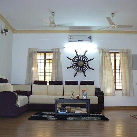 Aroma Home Stay Kochi Buitenkant foto